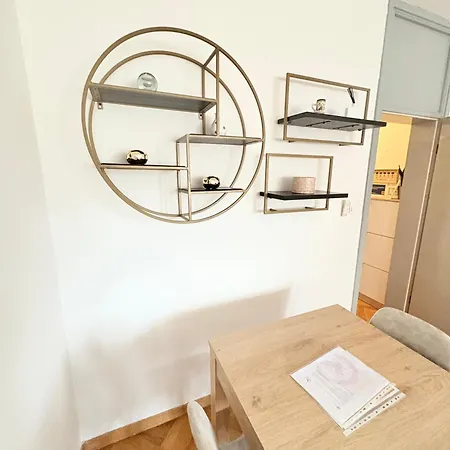 Franko's Cozy With Garage 萨格勒布